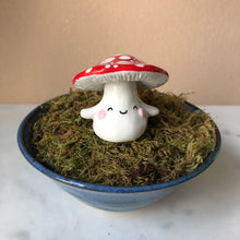 Load image into Gallery viewer, Mushroom Planter Buddies
