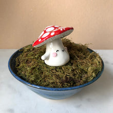 Load image into Gallery viewer, Mushroom Planter Buddies
